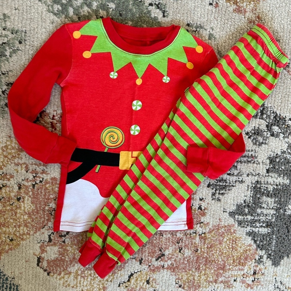 Adorable Christmas Elf Toddler 4T Pajamas Set Snug Fit Striped Pants long sleeve